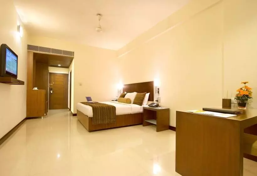 Hotel Express Residency