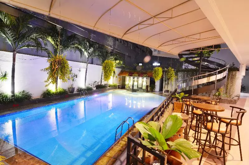 Hotel Grand Inna Tunjungan