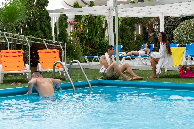 酒店 Leonardo Beach Tel Aviv