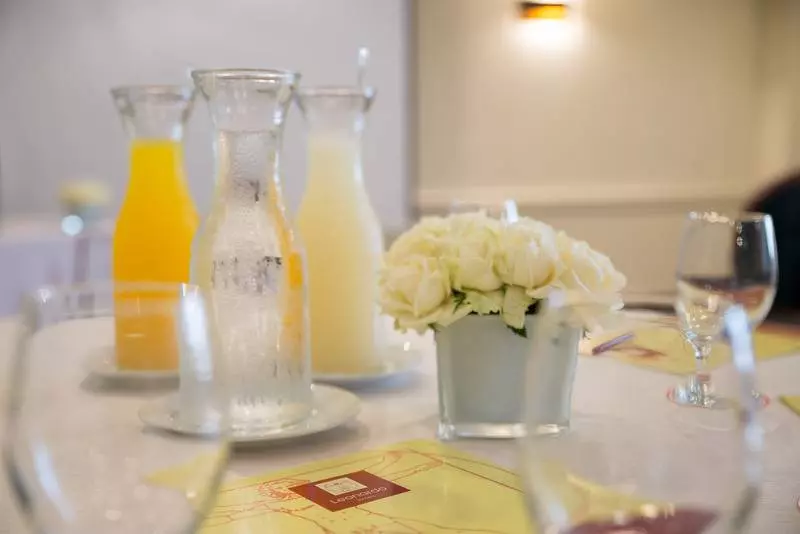 酒店 Leonardo Beach Tel Aviv