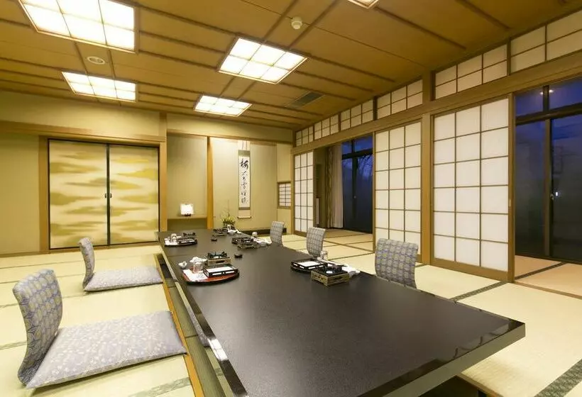 Отель Meitetsu Inuyama