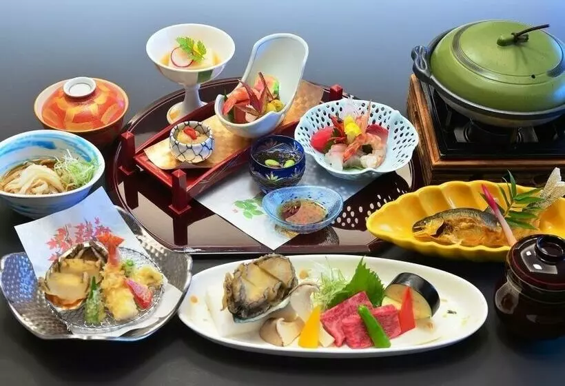 Отель Meitetsu Inuyama