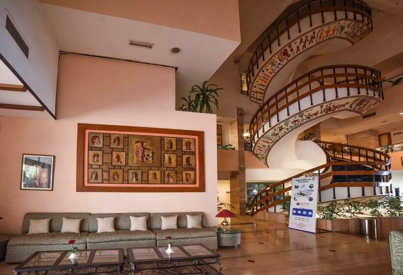 هتل Mpt Lake View Residency, Bhopal