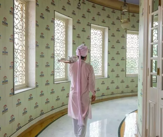 בית מלון כפרי Rajmahal Palace Raas