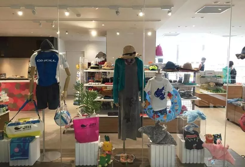 فندق Sheraton Okinawa Sunmarina Resort