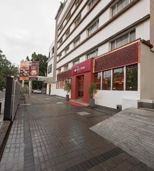 호텔 Southern Star Bangalore