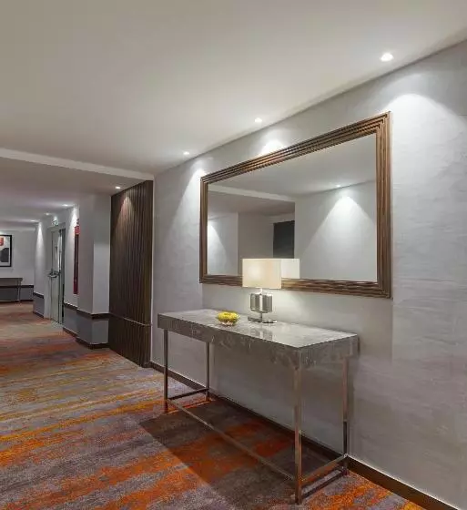 호텔 Southern Star Bangalore