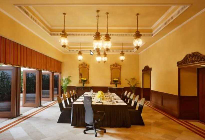 Отель Taj Bengal