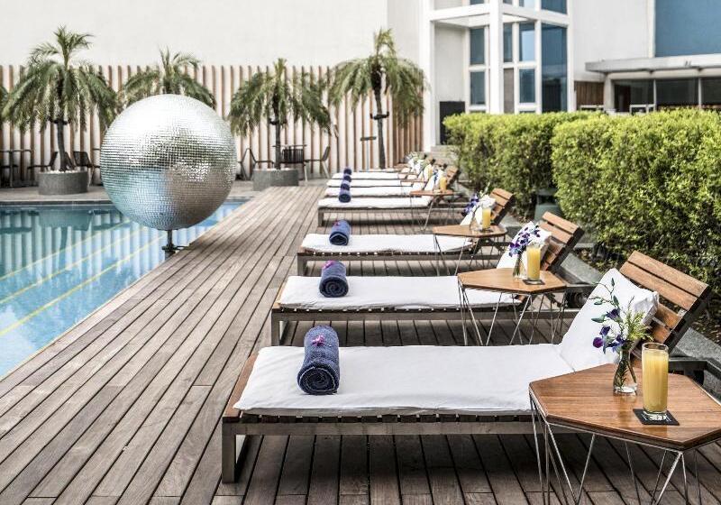 هتل The Park New Delhi