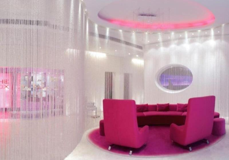 هتل The Park New Delhi