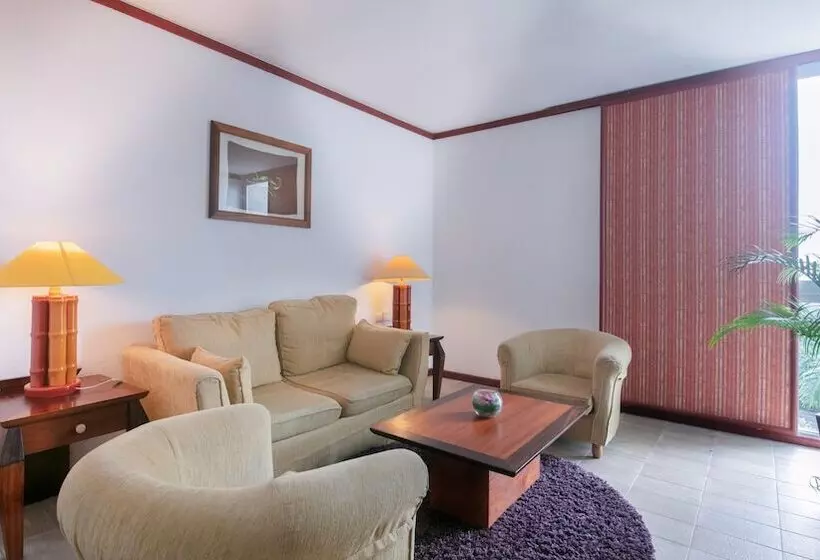 هتل Douala Rabingha