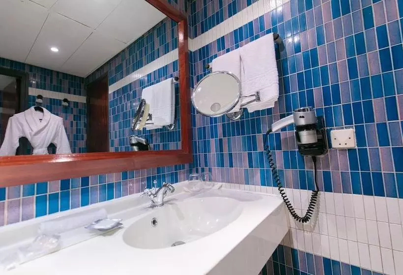 هتل Douala Rabingha