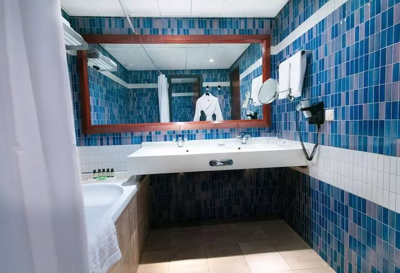 هتل Douala Rabingha