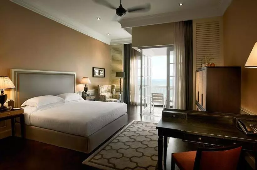 هتل Eastern And Oriental