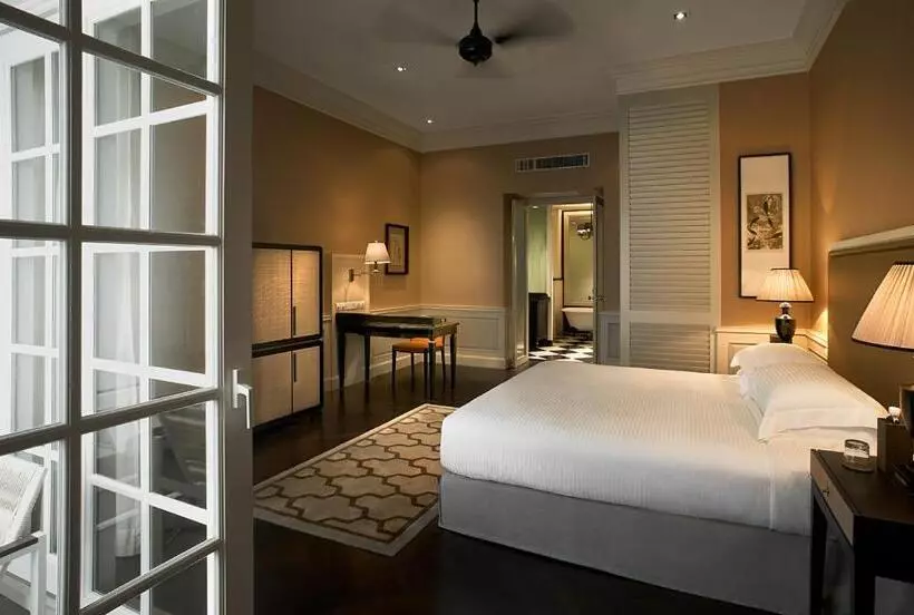 هتل Eastern And Oriental