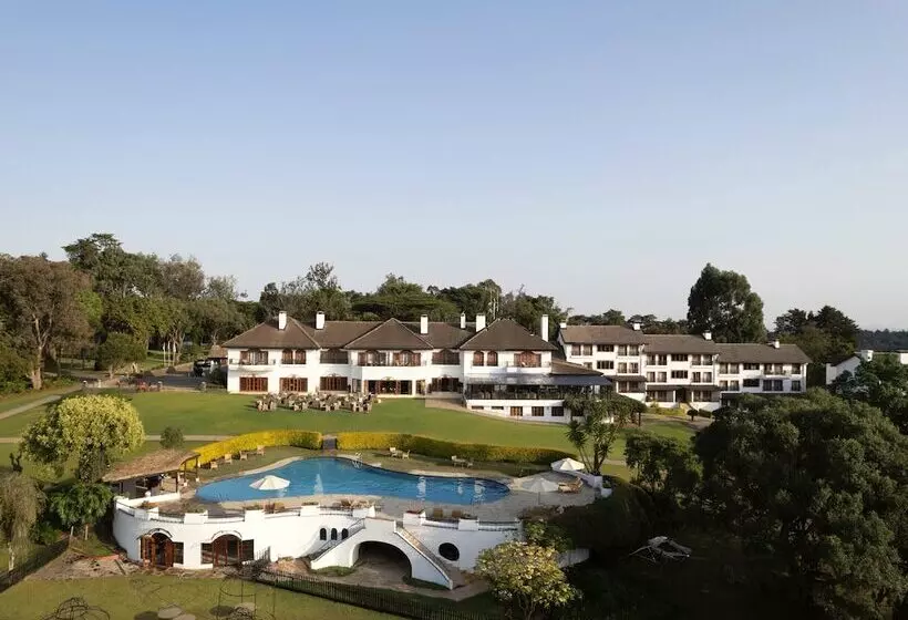 호텔 Fairmont Mount Kenya Safari Club