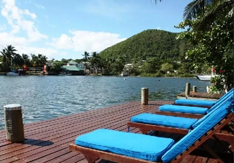 هتل Harmony Marina Suites