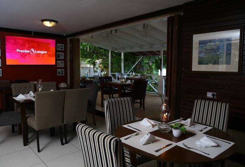 هتل Harmony Marina Suites