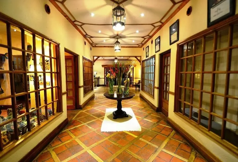 هتل Muthu Lake Naivasha Country Club, Naivasha