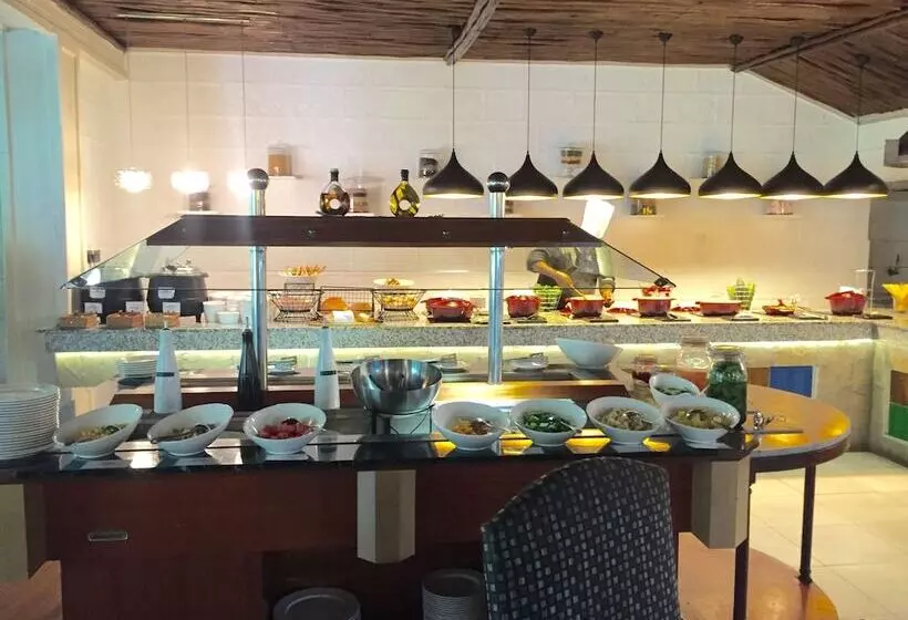 هتل Muthu Lake Naivasha Country Club, Naivasha