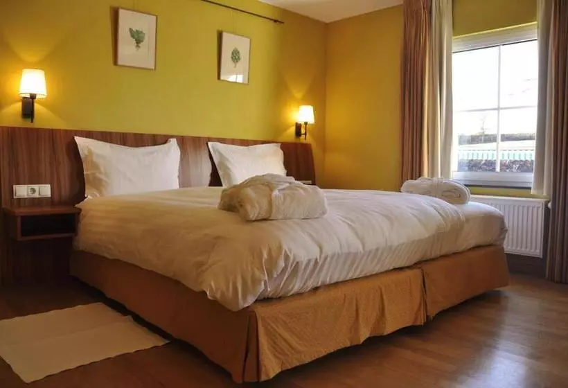 هتل Manoir Kasselslay