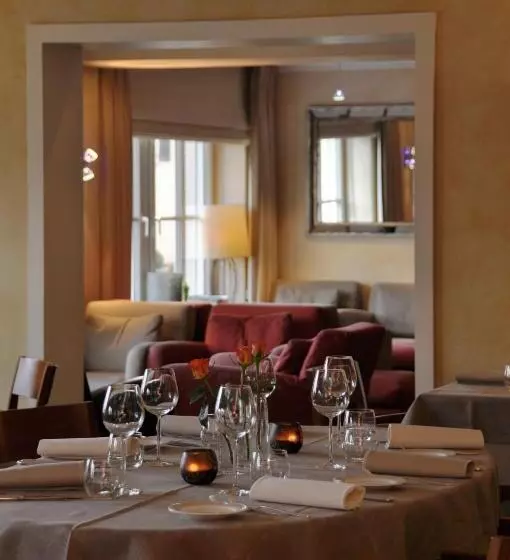 هتل Manoir Kasselslay