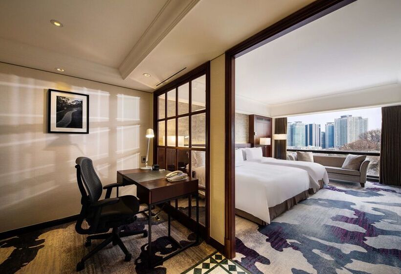 Hotel Millennium Hilton Seoul
