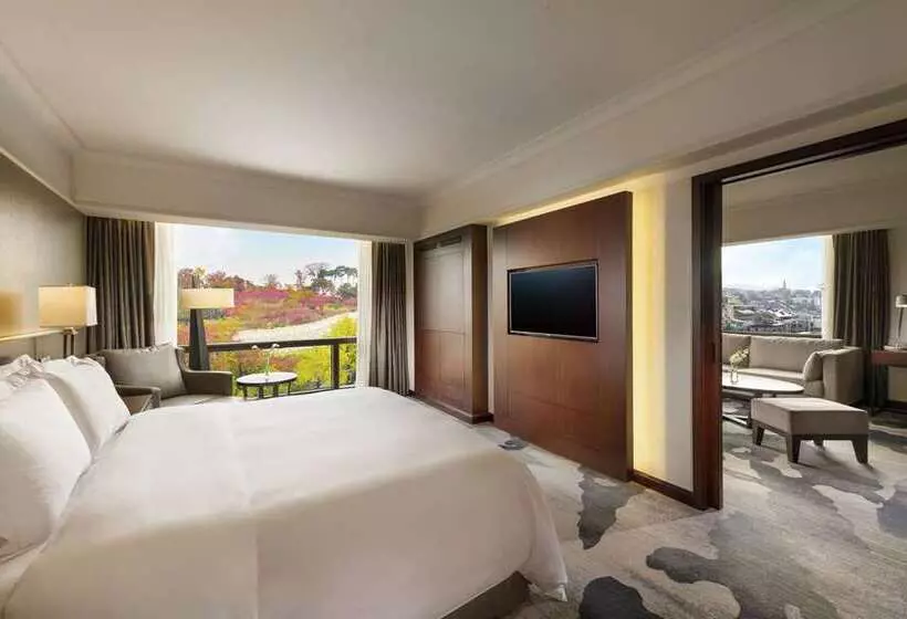 Hotel Millennium Hilton Seoul