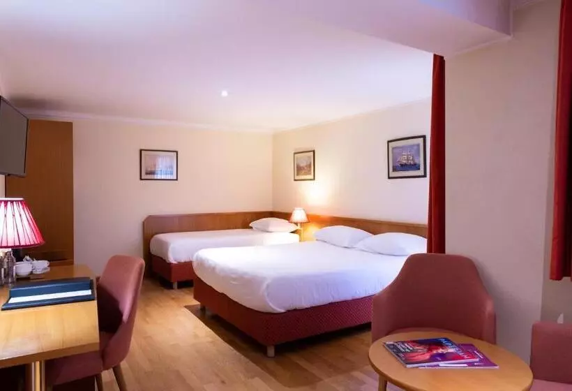 هتل Perrin Former Carlton