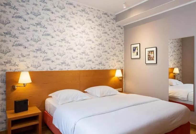 هتل Perrin Former Carlton