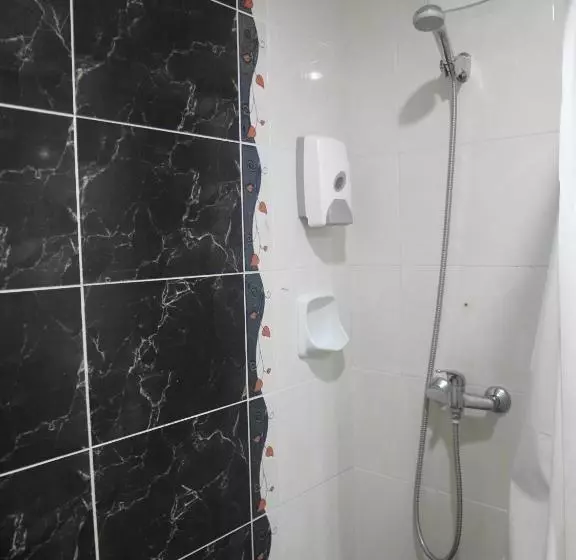 בית מלון כפרי Red Rock