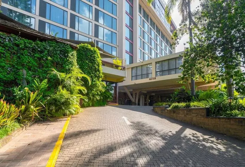 هتل Sarova Panafric