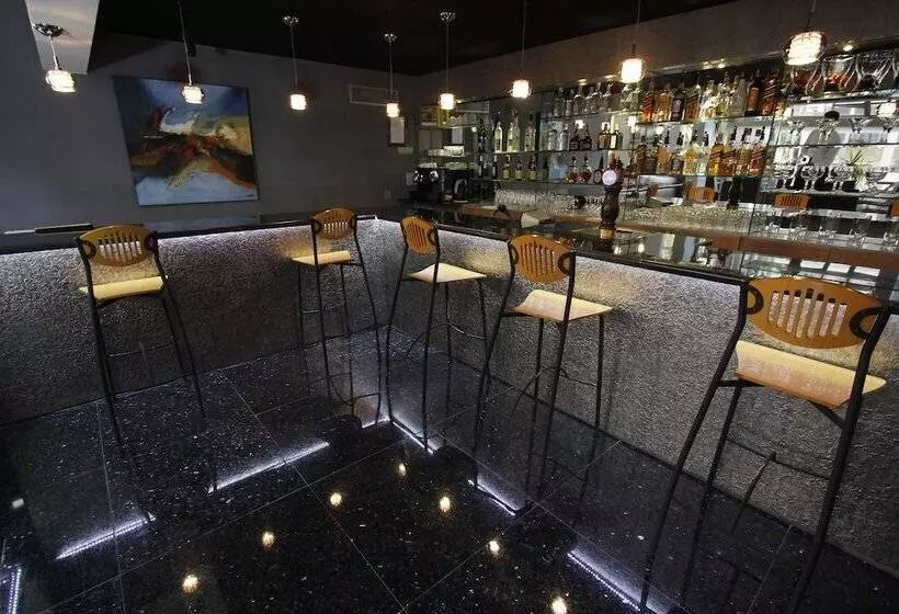 酒店 Casablanca Suites & Spa