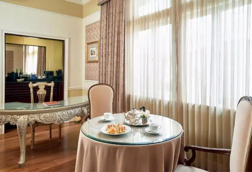 בית מלון כפרי Terra Nova All Suite