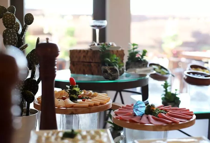 The Sanrock By Le Reve Hotels