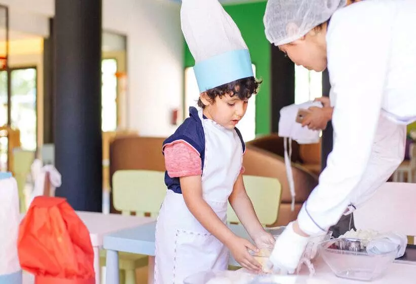 Mövenpick Hotel Mansour Eddahbi Marrakech