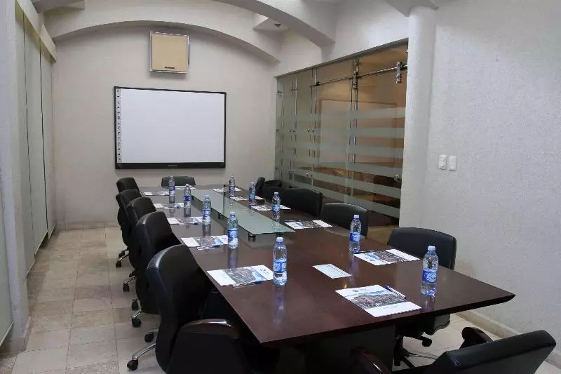 فندق Poza Rica Centro