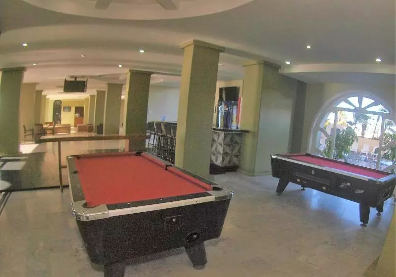 فندق Hacienda Mazatlan Sea View