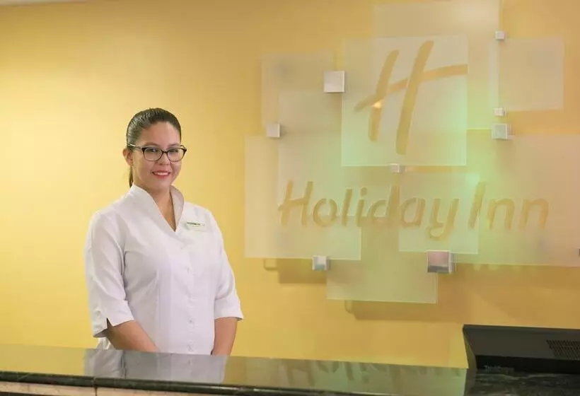 هتل Holiday Inn Merida, An Ihg
