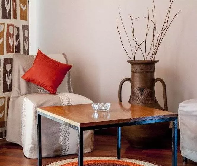 هتل Hôtel Des Thermes Antsirabe