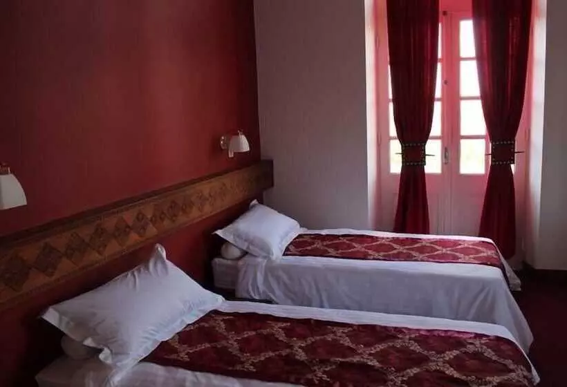 هتل Hôtel Des Thermes Antsirabe