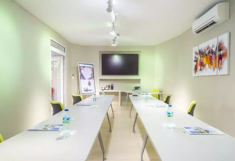 هتل La Pagerie  Tropical Garden