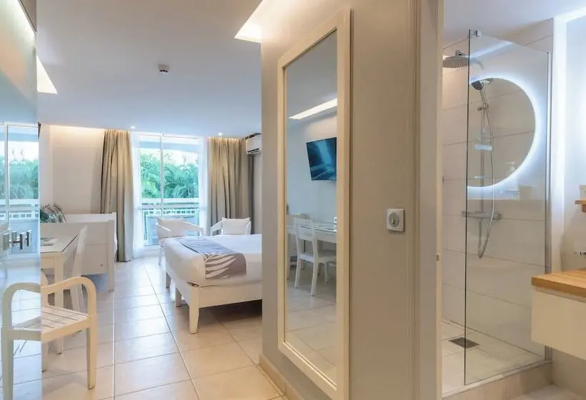 هتل La Pagerie, Tropical Garden