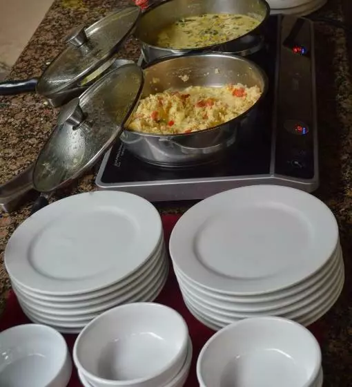 Отель Mercurio   Caters To Gay Men