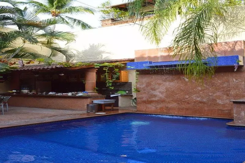 Отель Mercurio   Caters To Gay Men