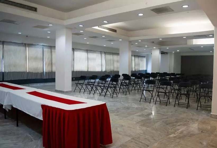 בית מלון כפרי Romano Palace