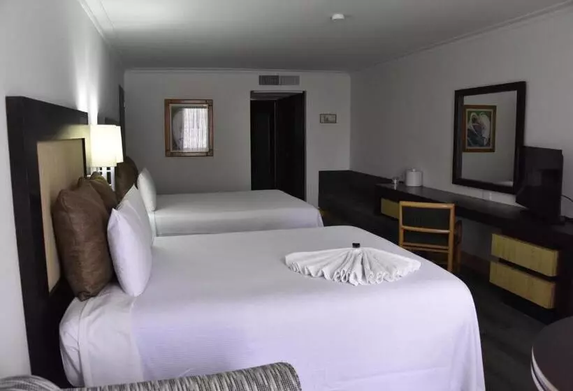 هتل Royal Reforma