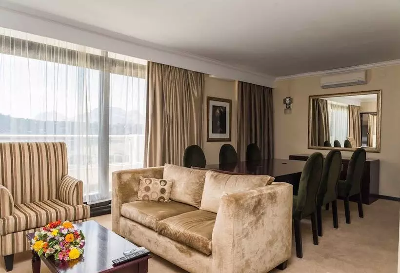 Szálloda Sunbird Mount Soche