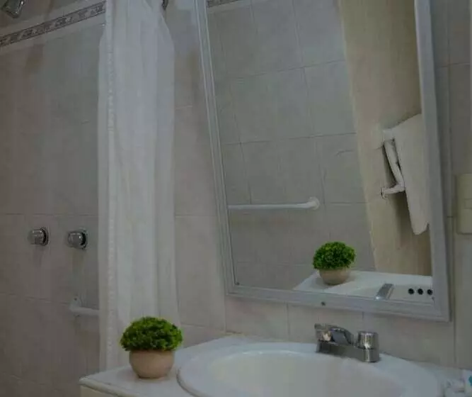 مُتل Zacatecas Courts