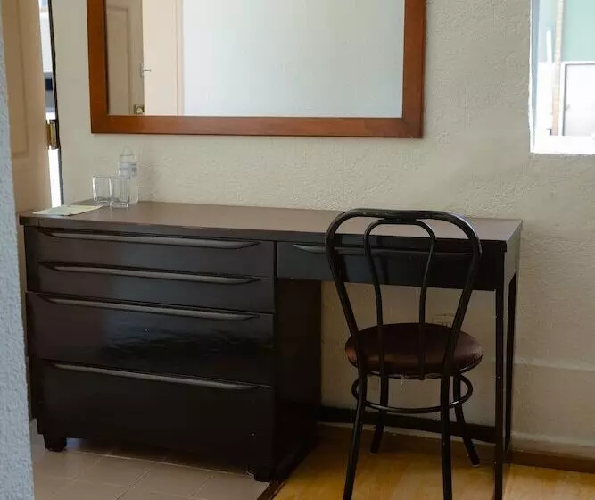 مُتل Zacatecas Courts